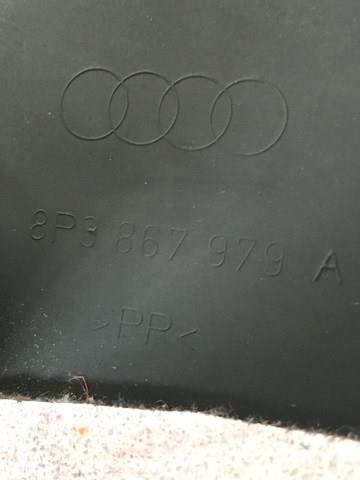 Обшивка (облицовка) крышки багажника (двери 3/5-й задней) на Audi A3 Sportback 