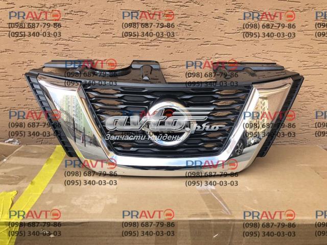 Решетка радиатора 623106FL0B Nissan/Infiniti