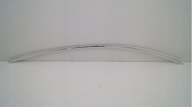 Купить 108352000D Tesla Молдинг крыши правый