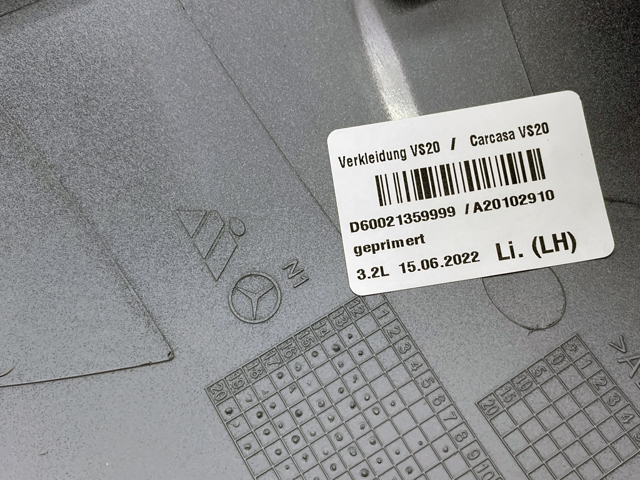 Накладка левого зеркала заднего вида Mercedes A44781100309999