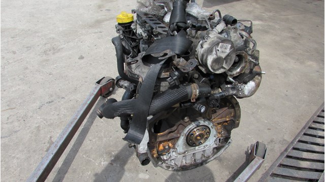 Купить M9R786 Renault (RVI) Двигатель голый