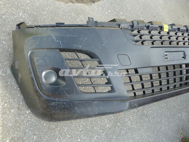 Передний бампер 9808639977 Peugeot/Citroen