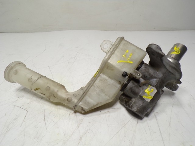Главный тормозной цилиндр 460101KA0B Nissan/Infiniti