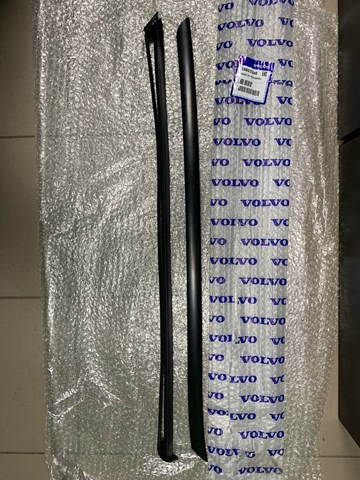  Volvo 39803246