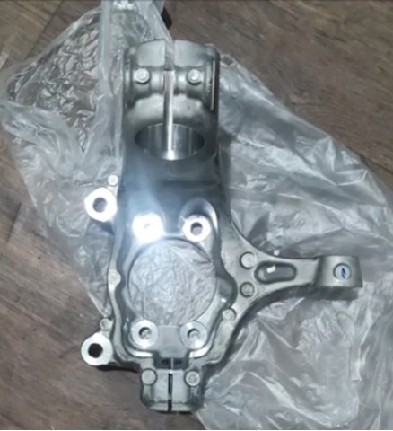 400145NA0A Nissan/Infiniti Цапфа - поворотный кулак передний, правый