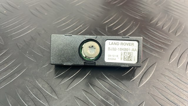  Land Rover LR024441 цена, от 11.40 USD