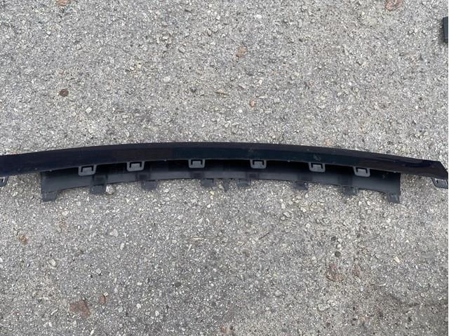 Накладка бампера переднего центральная 51117294837 BMW