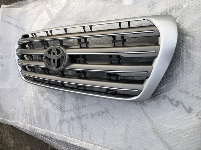 Решетка радиатора 5310160621 Toyota