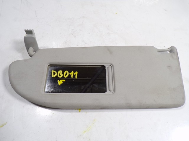 6L0857552E2F4 VAG Pala contra o sol