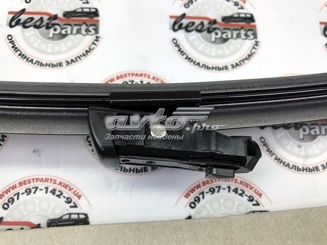 Щетка-дворник лобового стекла пассажирская LR093425 Land Rover