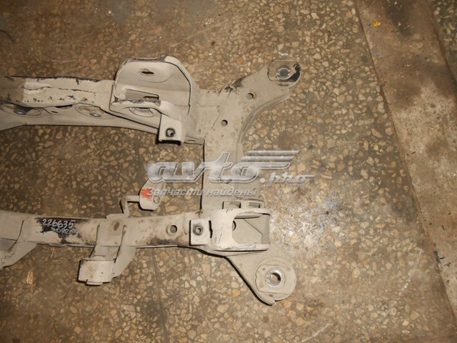 554052P450 Hyundai/Kia Подрамник задней подвески