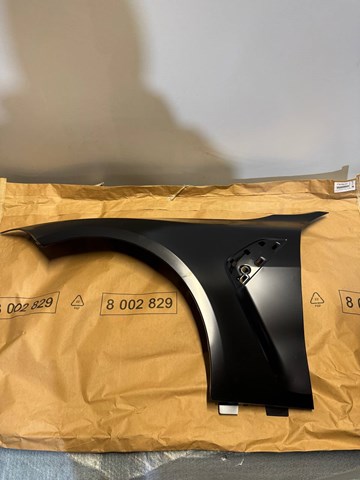 41008083535 BMW Переднее левое крыло