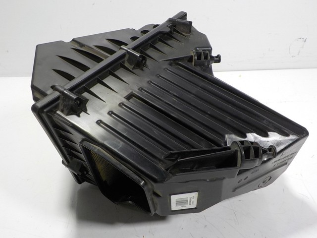 Купить LR071943 Land Rover 
