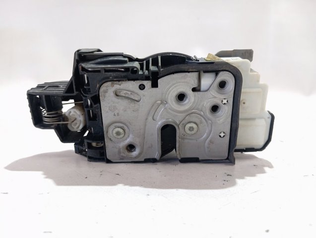 32310932 Volvo Замок двери задней левой