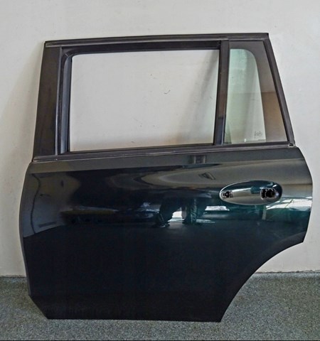Дверь задняя левая A1677303701 Mercedes