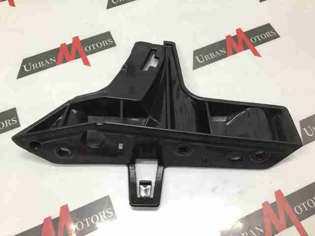 Купить LR093502 Land Rover Кронштейн бампера переднего