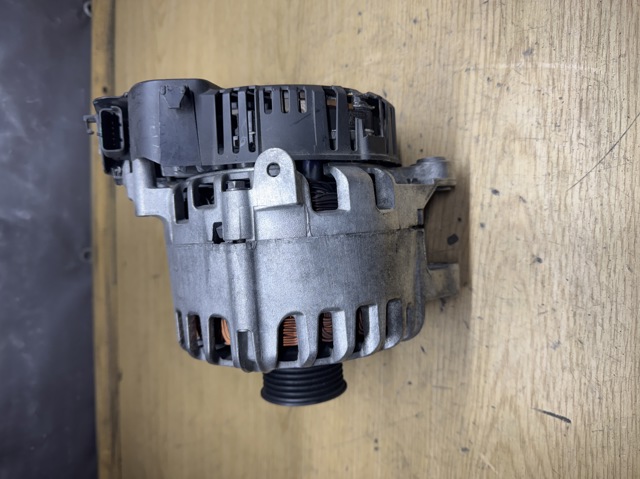 IST60C049 VALEO Генератор автомобильный