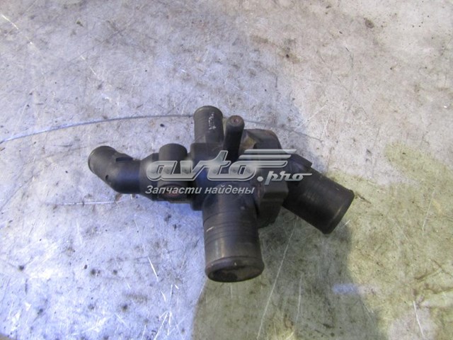  YC1Q8A586AE Ford