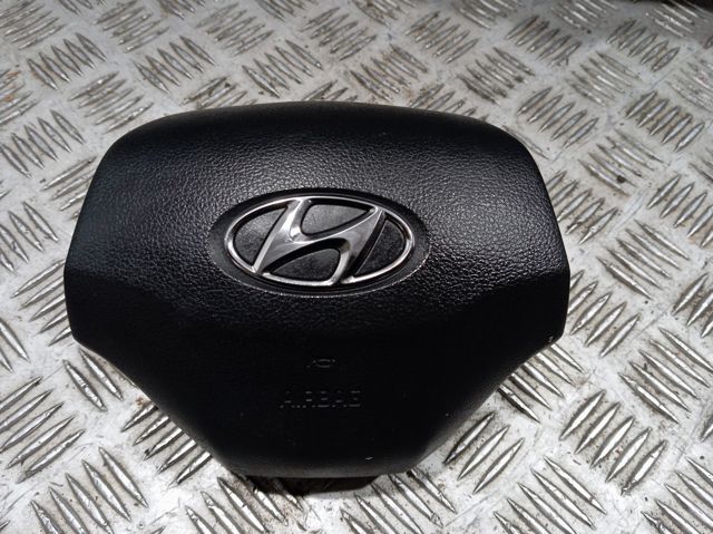 Панель салона передняя "торпедо" Hyundai/Kia 84710J9AA0TRY цена, от 570.13 USD
