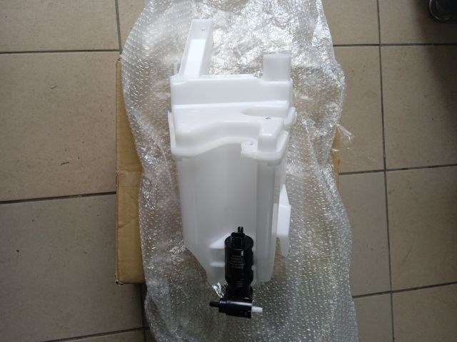 289101KA0C Nissan/Infiniti Бачок омывателя стекла