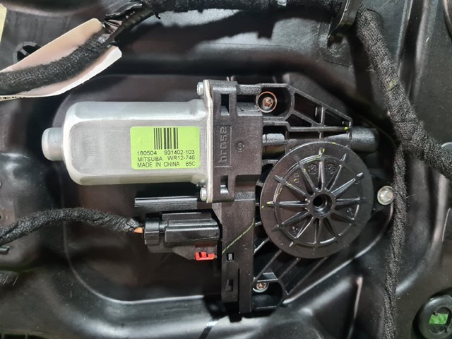 68231069AA Chrysler 