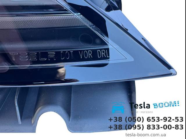 Правая фара 169408700G Tesla Motors