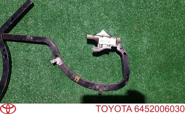 6452006030 Toyota Петля крышки багажника