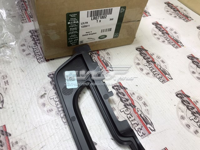  Land Rover LR071802