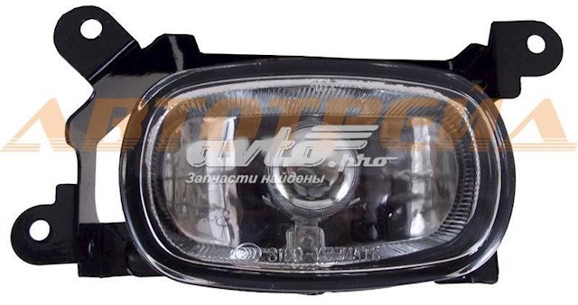 Фара противотуманная правая 8321A076 Mitsubishi