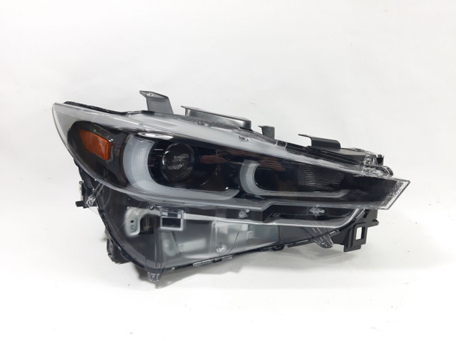 Фара правая Mazda KPF351031C