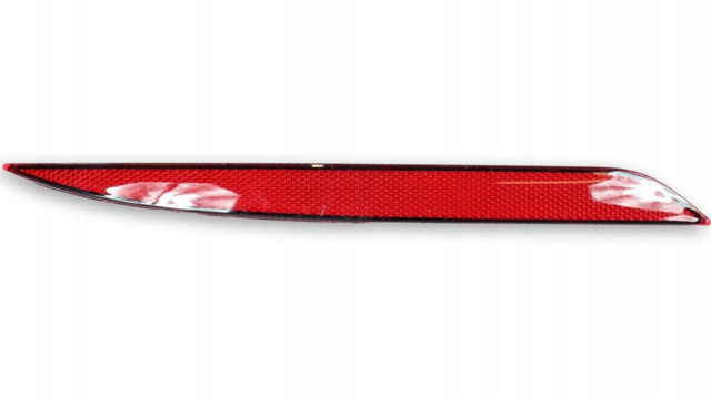 ZTS1404R Signeda Правый катафот бампера