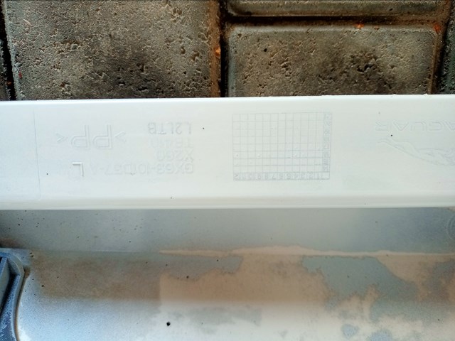  Jaguar T2H32258LML цена, от 124.15 USD