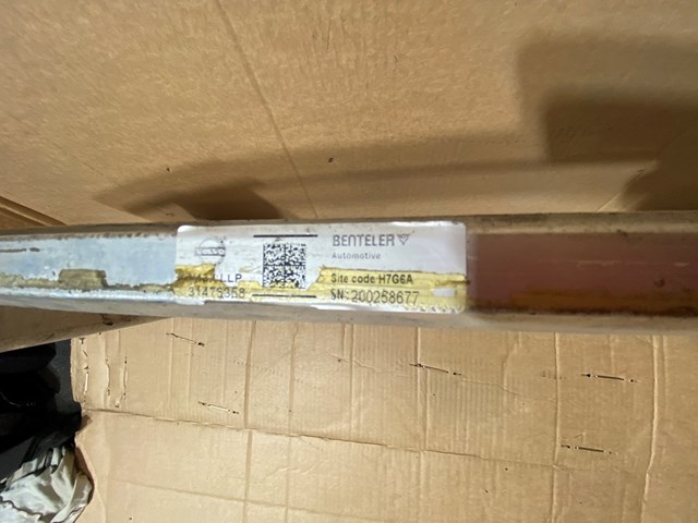 Купить 31476358 Volvo Буфер бампера переднего