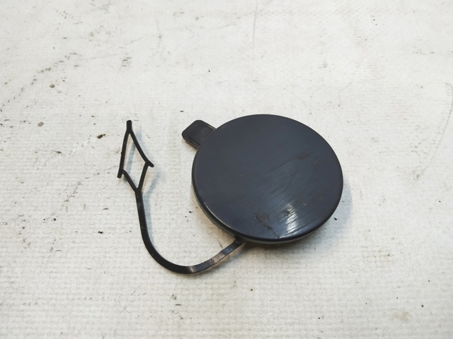 Заглушка бампера буксировочного крюка VAG 5G0807241B