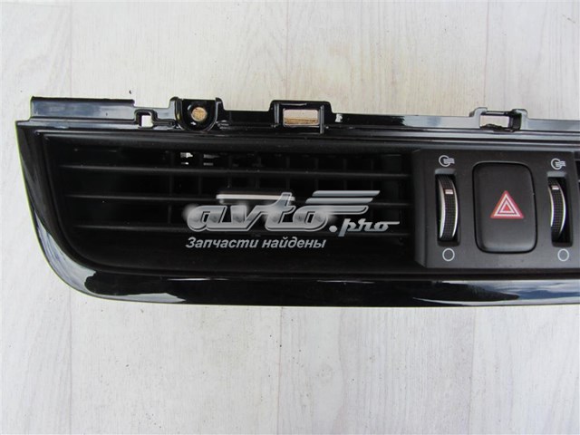 84760D4000WK Hyundai/Kia grelha de ventilação de salão no "painel de instrumentos"