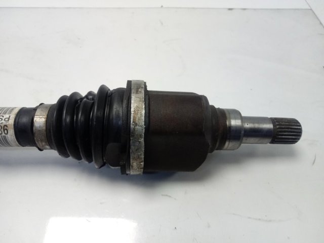Правая полуось 9816028680 Peugeot/Citroen
