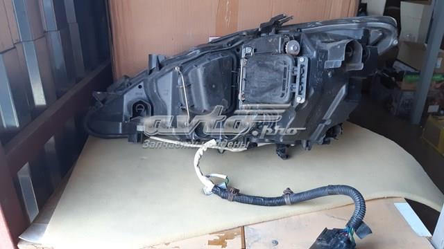 Фара правая 8113053261 Toyota