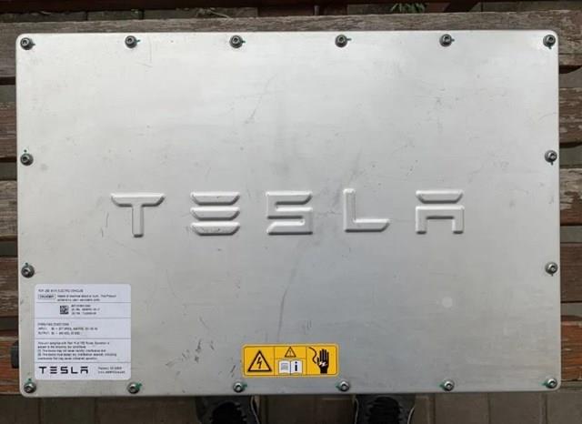  Tesla 600927800F