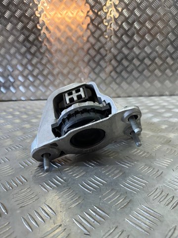 Опора двигателя Nissan/Infiniti 112106RA0A