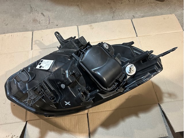  Renault (RVI) 260607383R цена, от 28.18 USD