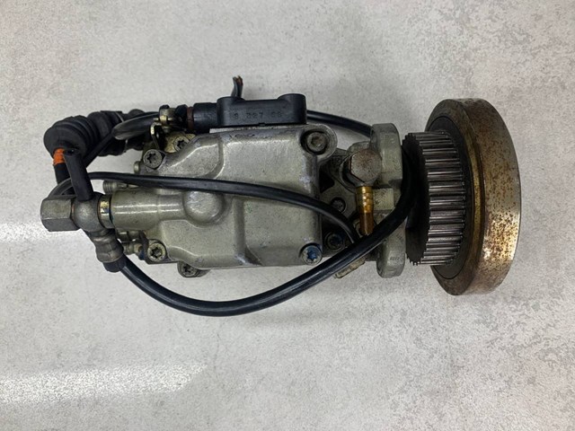 Насос топливный высокого давления (ТНВД) Bosch 0460415989 цена, от 177.57 USD