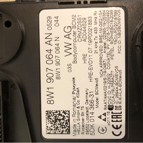 8W1907064AN VAG 