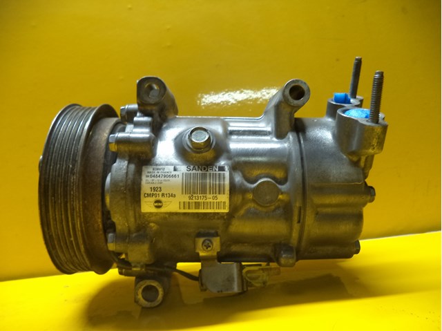 9213175 BMW Компрессор хладагента