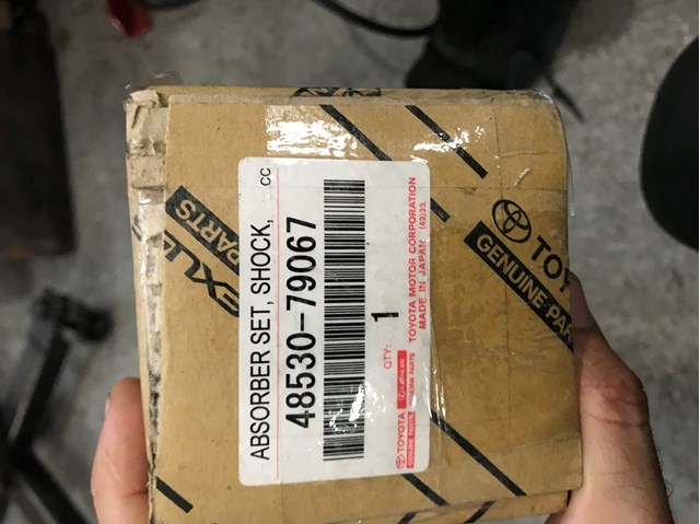 Купить 4853079067 Toyota Амортизатор задней подвески