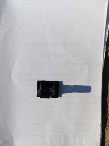 8200920658 RENAULT Clip, Tubuladura de sujeción, alféizar de la puerta original y equivalente