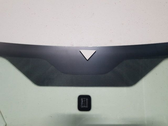 Стекло лобовое Renault (RVI) 727124298R цена, от 101.52 USD