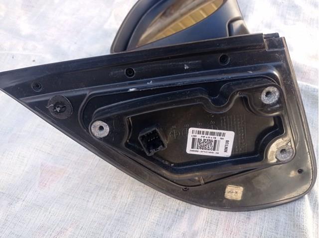 Правое зеркало 876201J410 Hyundai/Kia