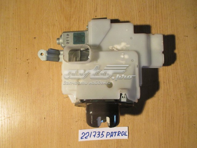 Замок багажника 905001AA0A Nissan/Infiniti