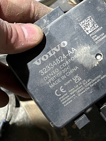 Купить 32334824 Volvo 
