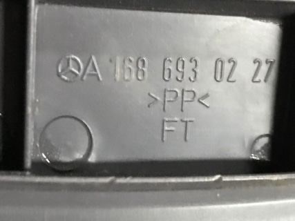  Mercedes A1686930227
